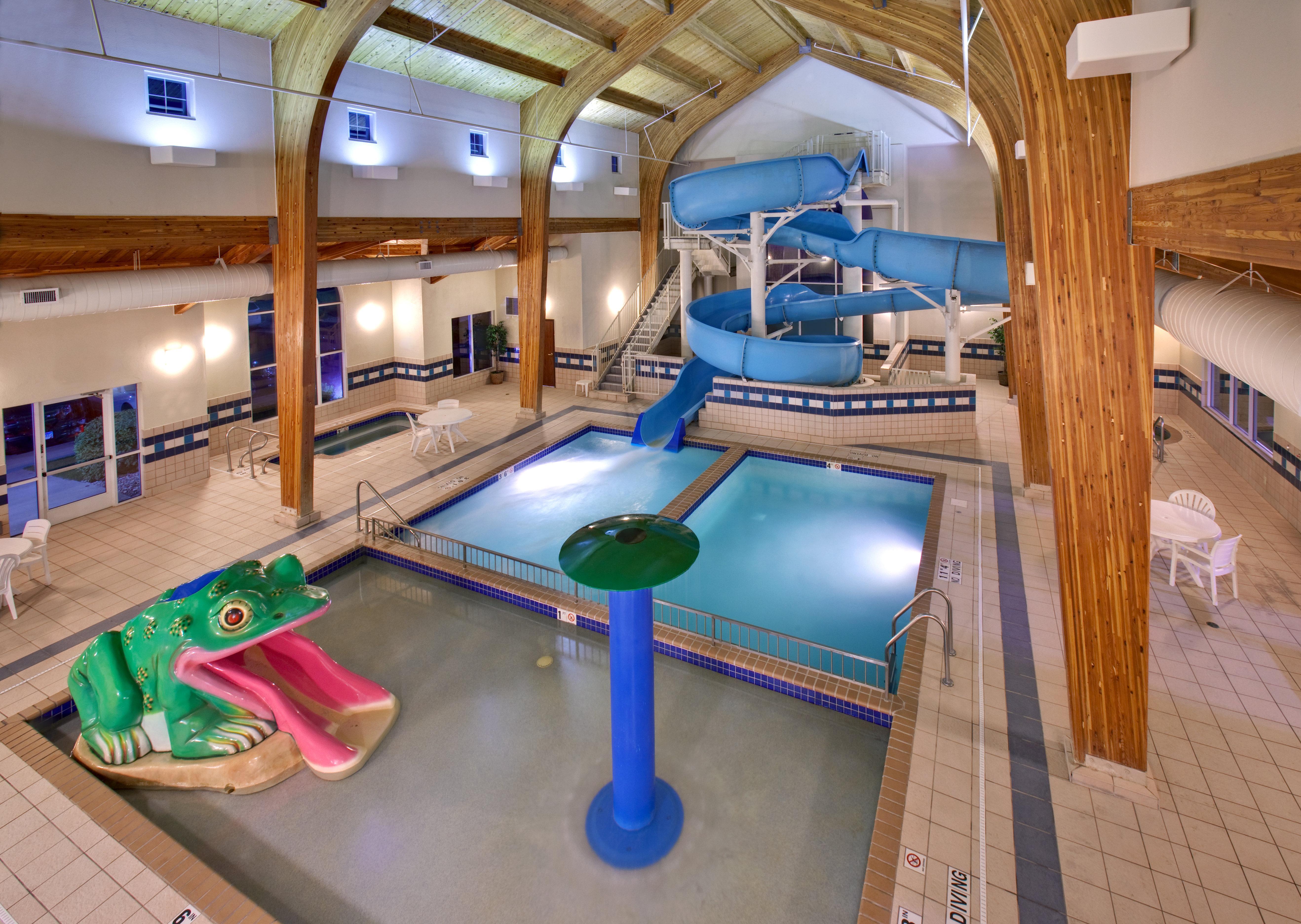 Hotel Holiday Express & By Ihg